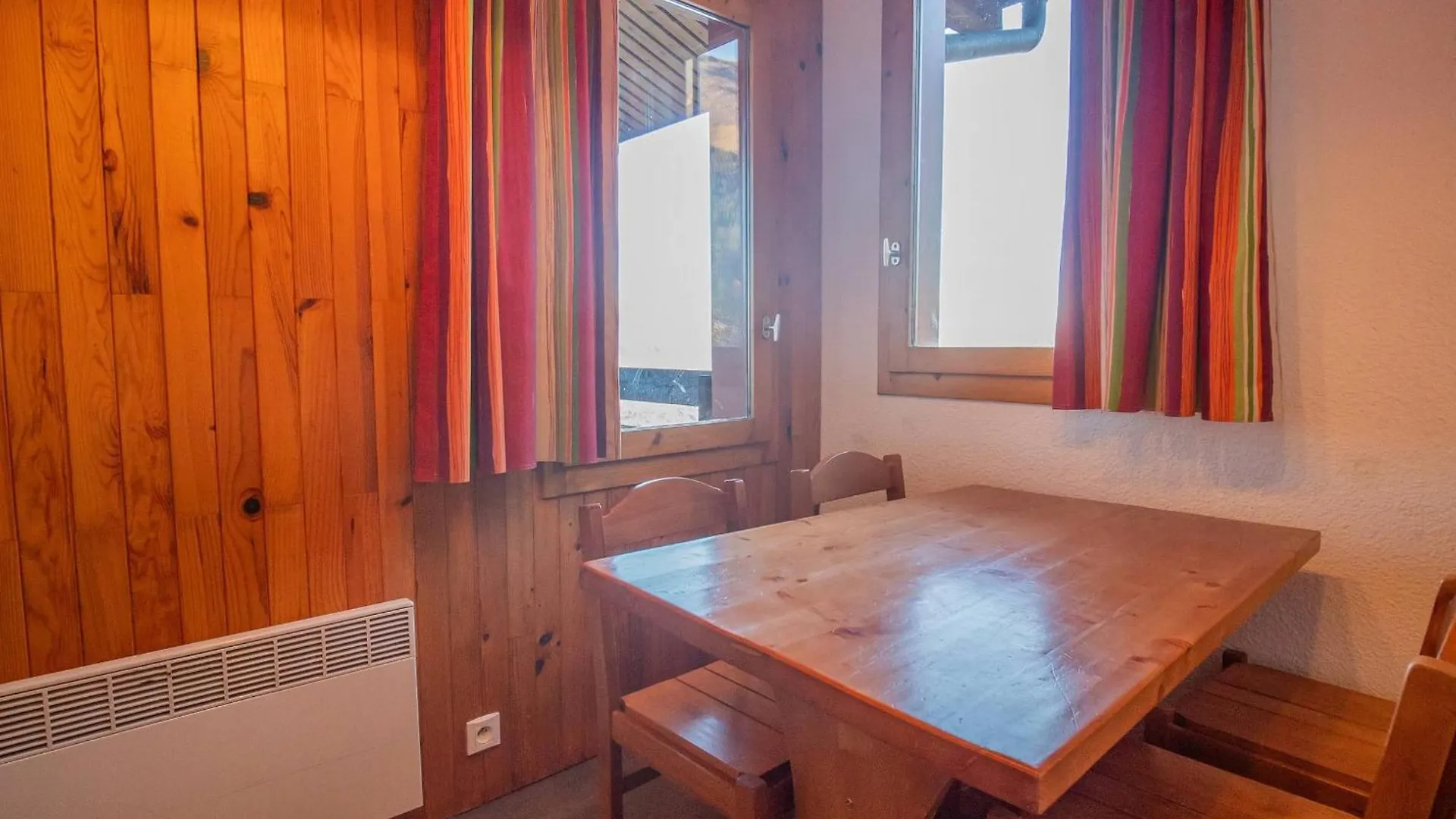 Studio Skis Aux Pieds A Valmorel, Proche Esf Et Commerces, Animaux Acceptes - Fr-1-356-180 Apartment